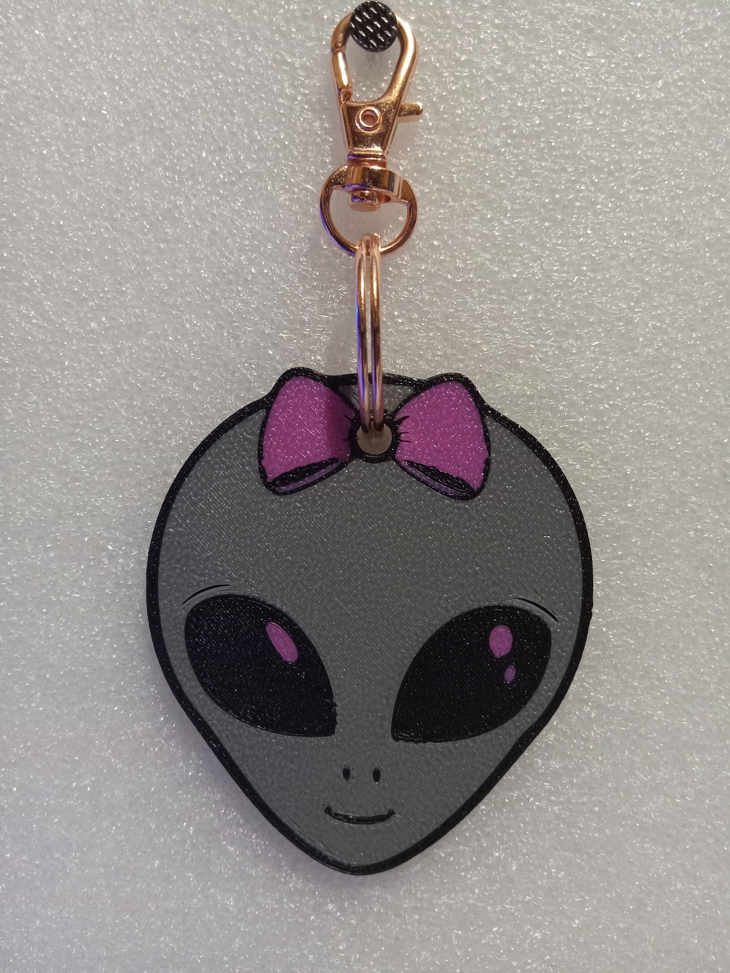Lil-ien the Cute Alien Keychain - Grey/Pink