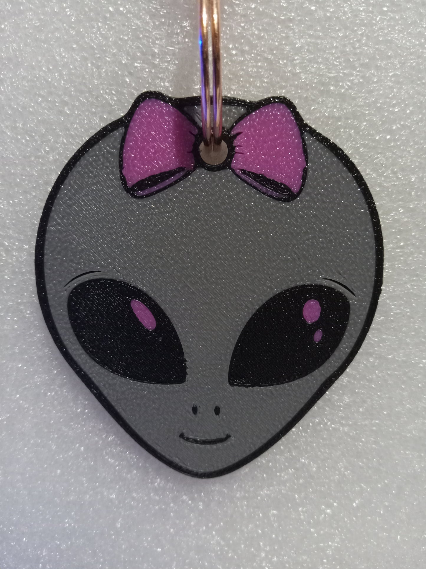 Lil-ien the Cute Alien Keychain - Grey/Pink