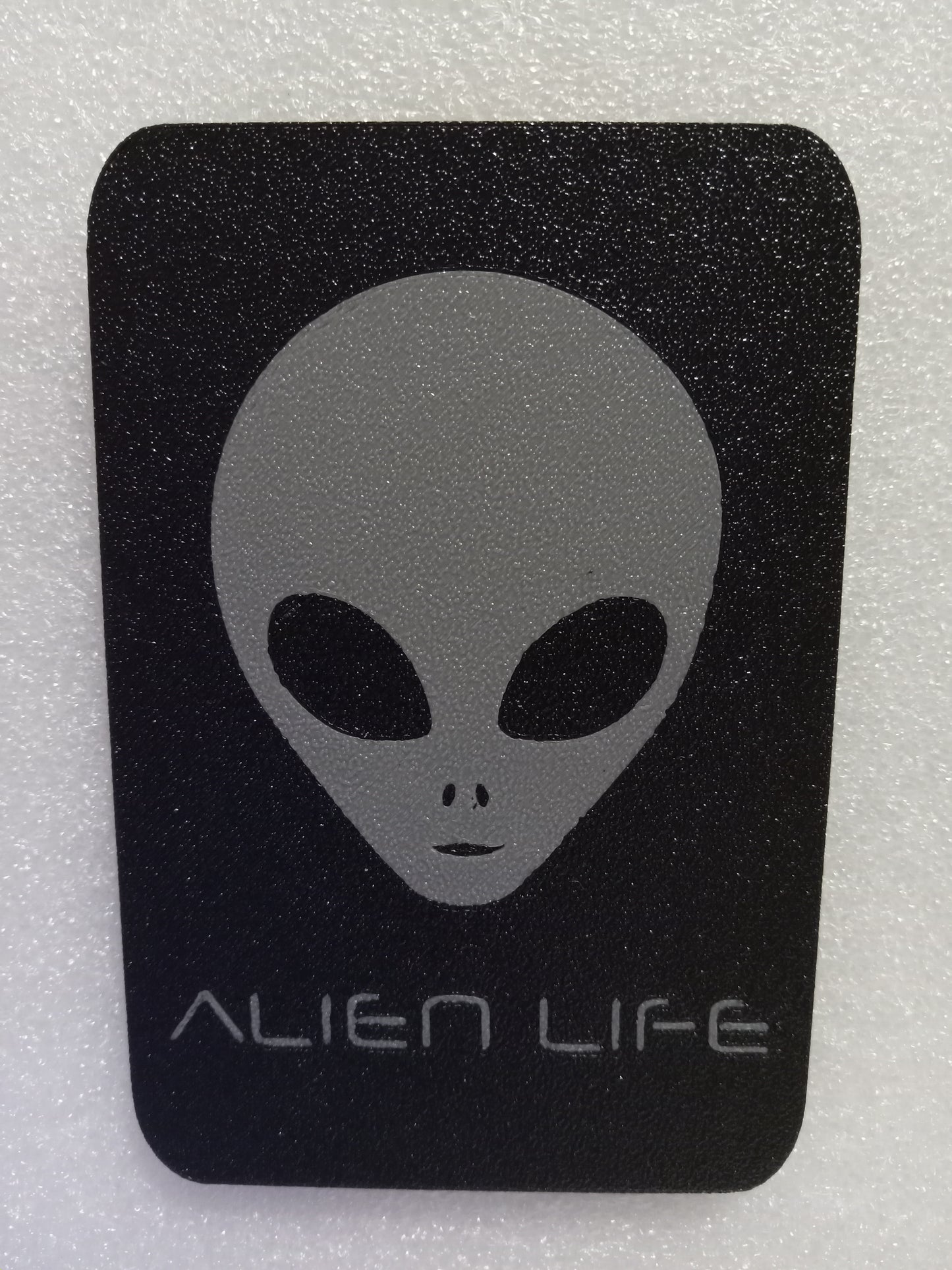 Alien Life Pocket Box: A Galactic Storage Container - Grey