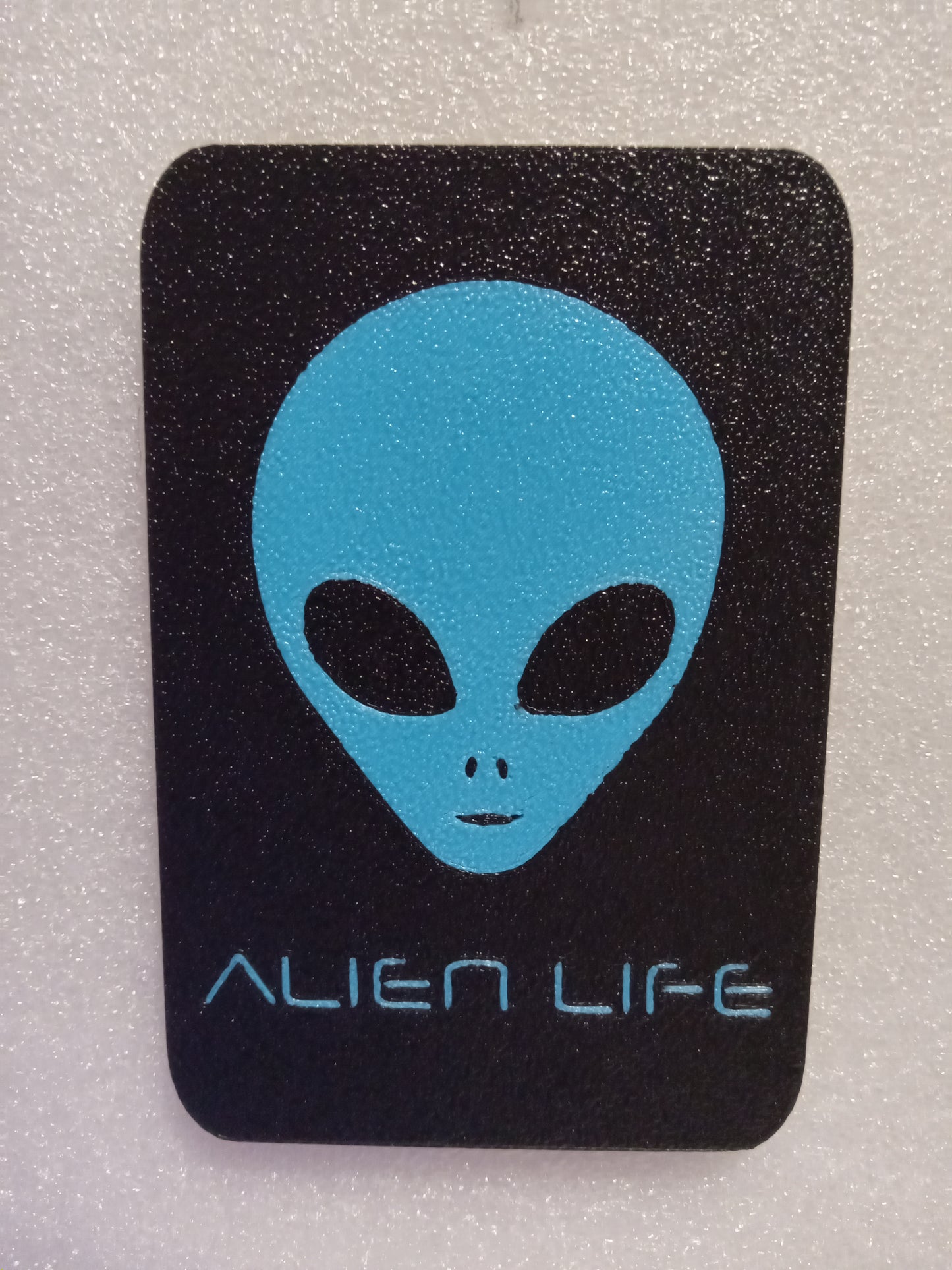 Alien Life Pocket Box: A Galactic Storage Container - Blue
