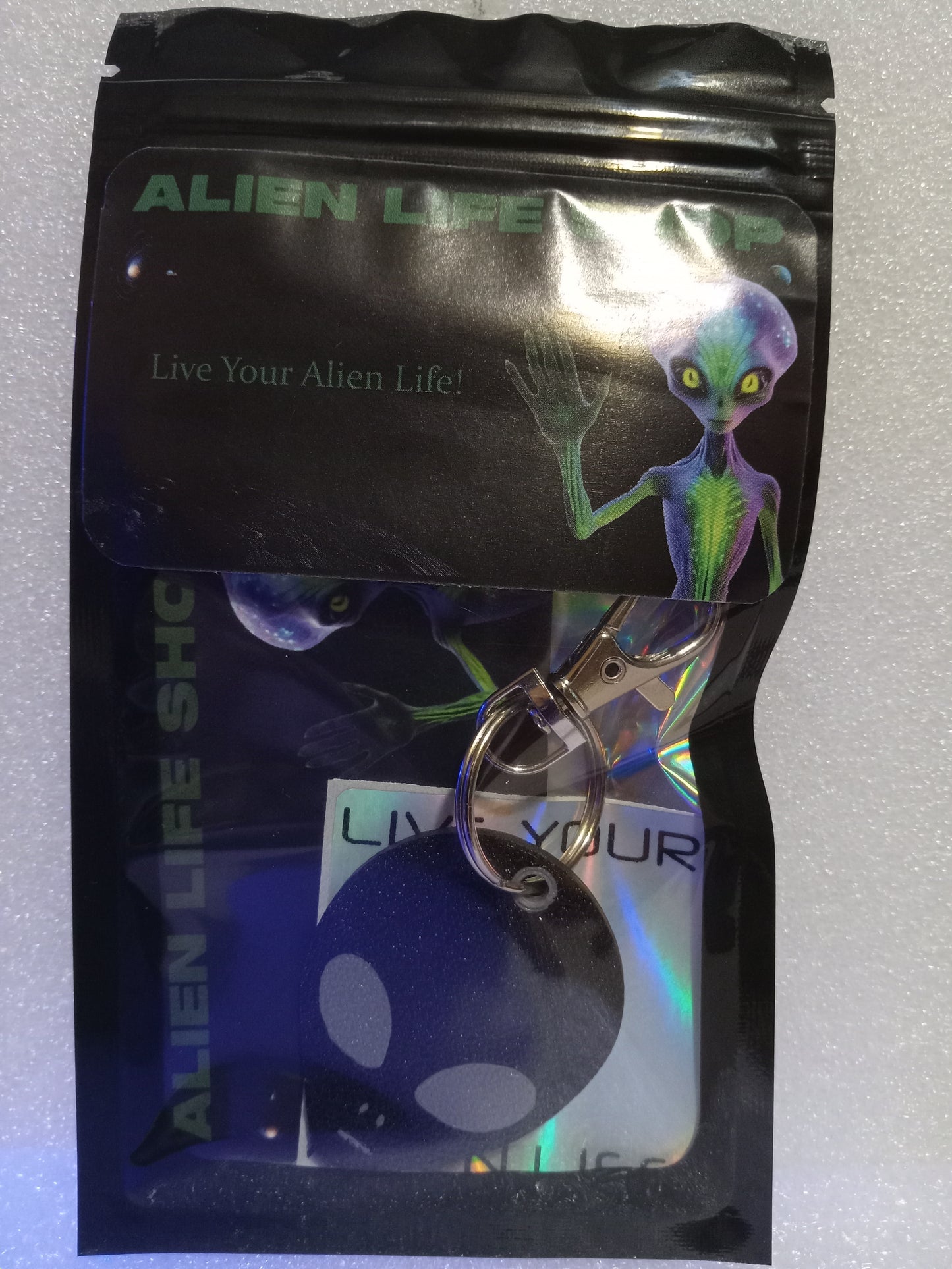 Small Alien Head Keychain (Multiple Color Variations)